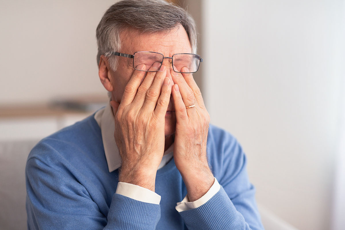 What is Cataract: Symptoms, Causes, Types and Treatment