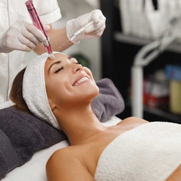 Microneedling em Saint-Jérôme / QC