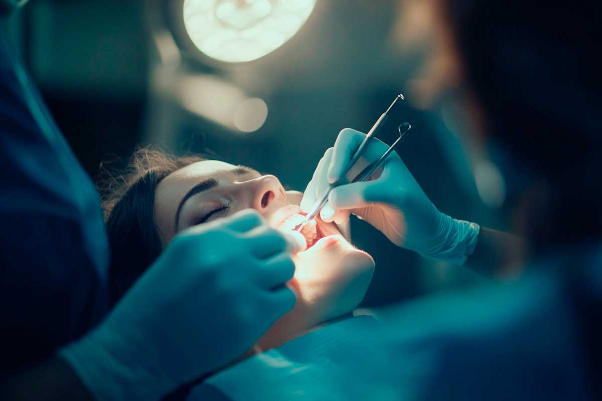 Root Canal Treatment in Surrey / BC